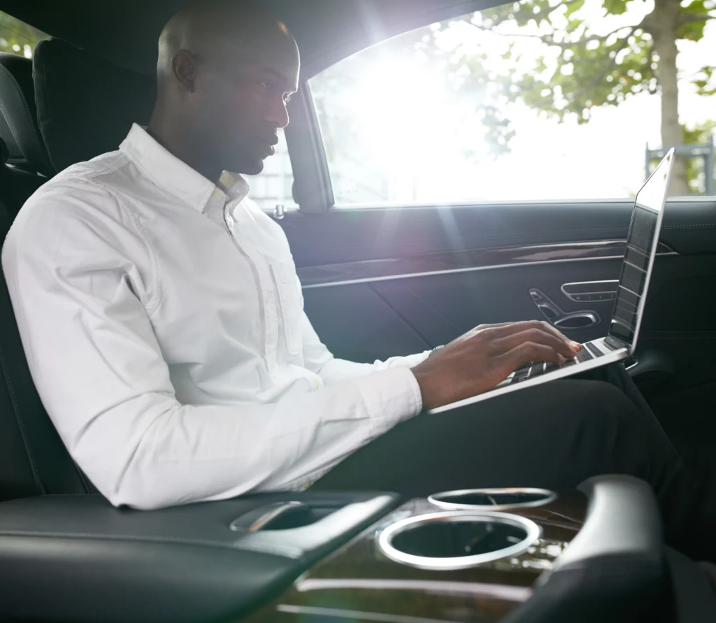Luxury Airport Transfers for Ugandan Business Travelers: Arrive in Style