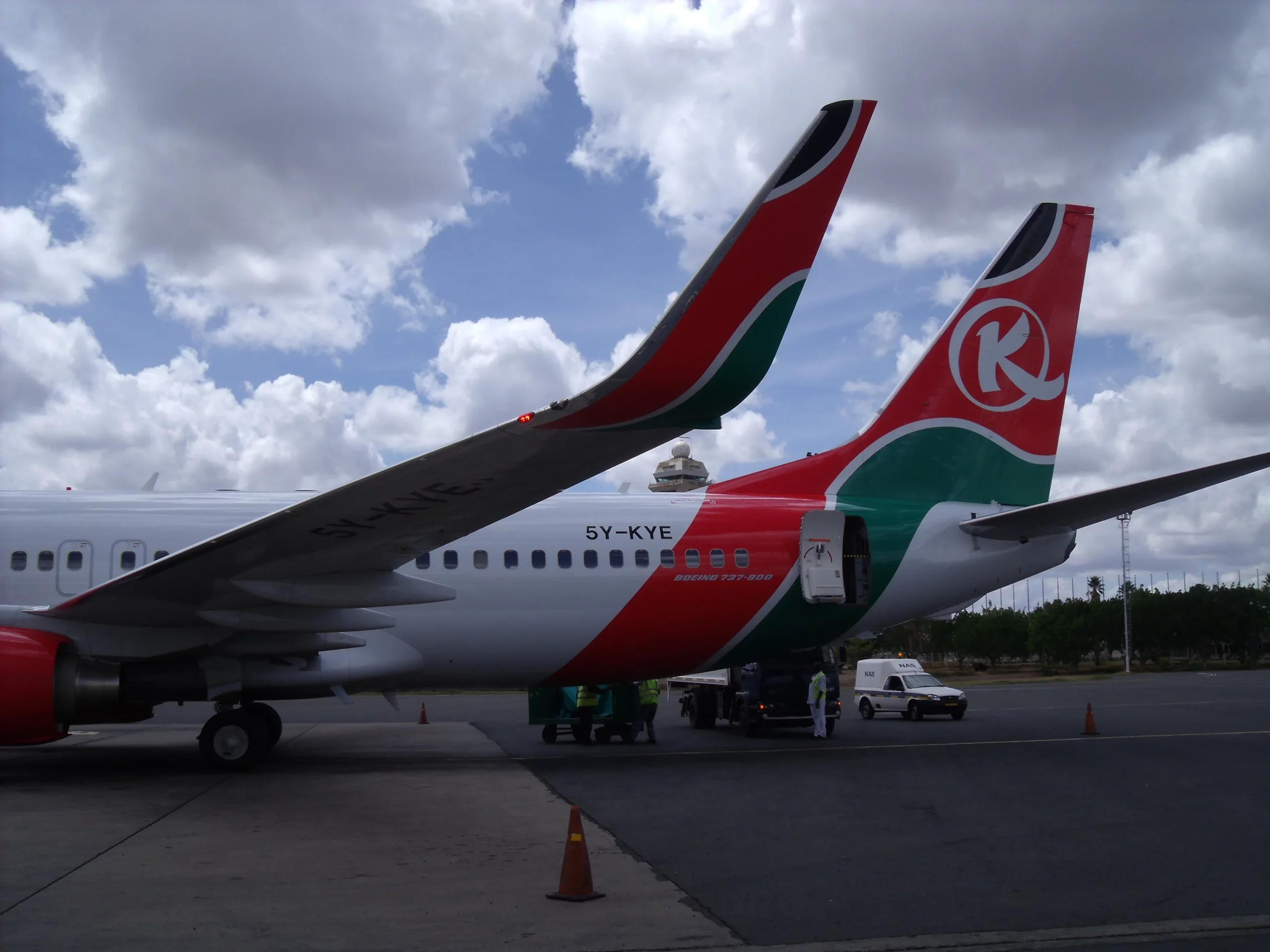 Your Complete Guide to Booking a Kenya to Uganda Flight in 2025